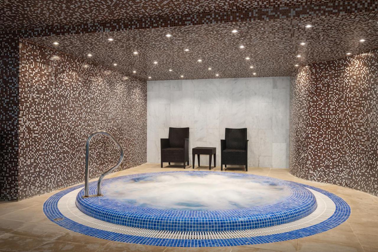 Titanic Hotel & Spa Sulaymaniyah Екстер'єр фото A whirlpool