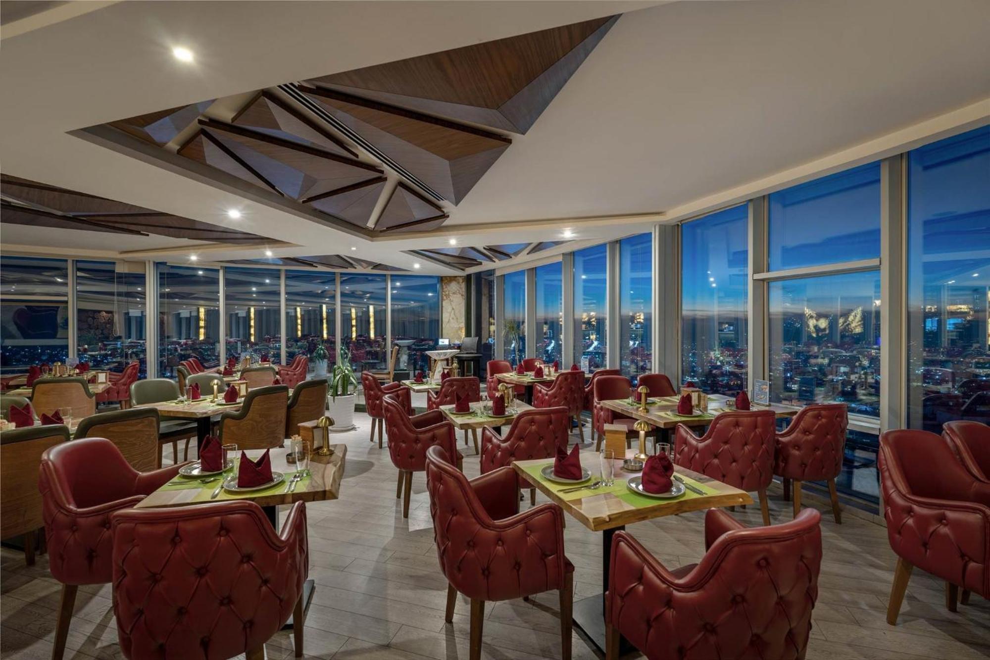 Titanic Hotel & Spa Sulaymaniyah Екстер'єр фото The restaurant
